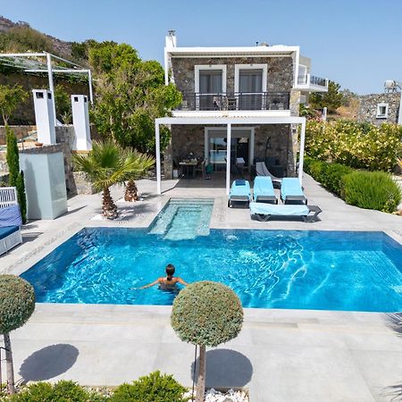 Achlia Beach Villa Exterior photo